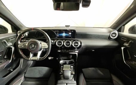 Mercedes-Benz A-Класс AMG, 2021 год, 4 200 000 рублей, 14 фотография