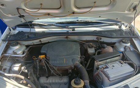 Renault Logan I, 2006 год, 310 000 рублей, 8 фотография