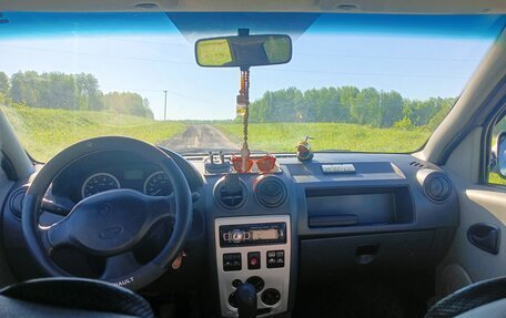 Renault Logan I, 2006 год, 310 000 рублей, 2 фотография