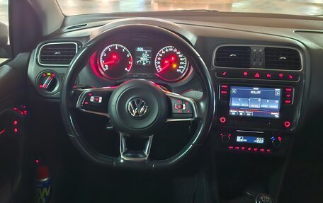 Volkswagen Polo VI (EU Market), 2020 год, 1 400 000 рублей, 31 фотография