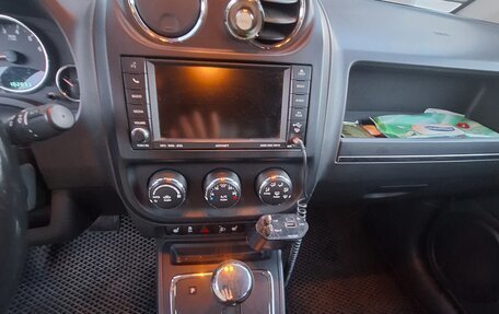Jeep Compass I рестайлинг, 2011 год, 1 100 000 рублей, 8 фотография