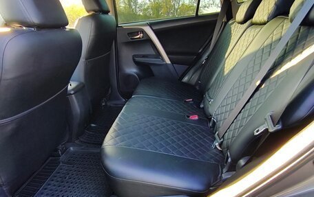 Toyota RAV4, 2013 год, 1 585 000 рублей, 8 фотография