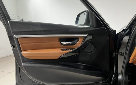 BMW 3 серия, 2017 год, 2 390 000 рублей, 18 фотография