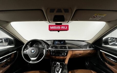 BMW 3 серия, 2017 год, 2 390 000 рублей, 14 фотография