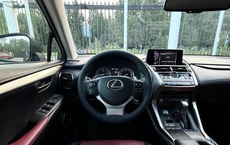 Lexus NX I, 2018 год, 3 539 000 рублей, 11 фотография