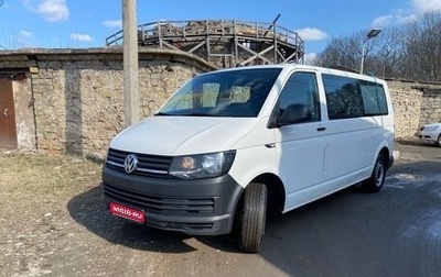 Volkswagen Transporter T6 рестайлинг, 2019 год, 2 500 000 рублей, 1 фотография