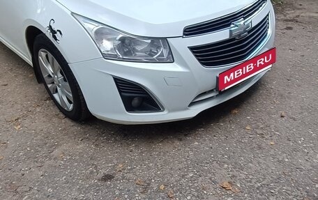 Chevrolet Cruze II, 2013 год, 820 000 рублей, 3 фотография
