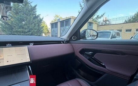Land Rover Range Rover Evoque II, 2025 год, 6 200 000 рублей, 16 фотография