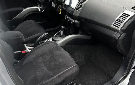 Mitsubishi Outlander III рестайлинг 3, 2008 год, 1 000 049 рублей, 3 фотография