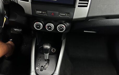 Mitsubishi Outlander III рестайлинг 3, 2008 год, 1 000 049 рублей, 7 фотография