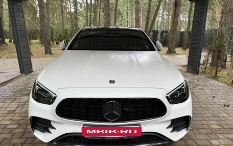 Mercedes-Benz E-Класс, 2021 год, 5 100 000 рублей, 19 фотография