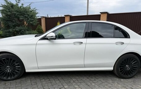 Mercedes-Benz E-Класс, 2021 год, 5 100 000 рублей, 25 фотография
