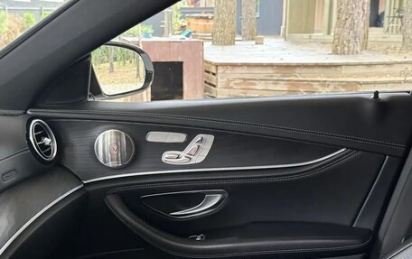 Mercedes-Benz E-Класс, 2021 год, 5 100 000 рублей, 29 фотография