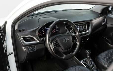 Hyundai Solaris II рестайлинг, 2021 год, 1 779 000 рублей, 10 фотография