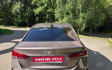 Hyundai Solaris II рестайлинг, 2021 год, 1 450 000 рублей, 4 фотография
