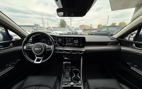 KIA K5, 2021 год, 2 390 000 рублей, 12 фотография