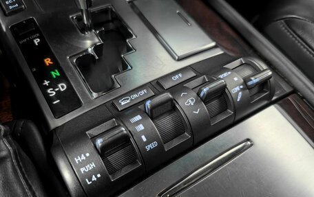 Lexus LX III, 2011 год, 3 850 000 рублей, 26 фотография