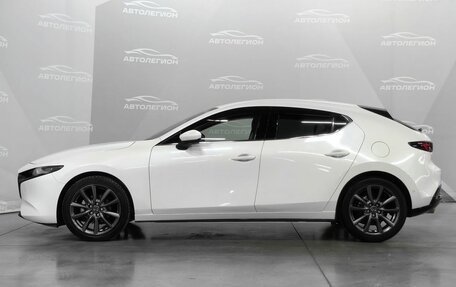 Mazda 3, 2020 год, 1 820 000 рублей, 2 фотография