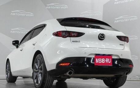 Mazda 3, 2020 год, 1 820 000 рублей, 25 фотография
