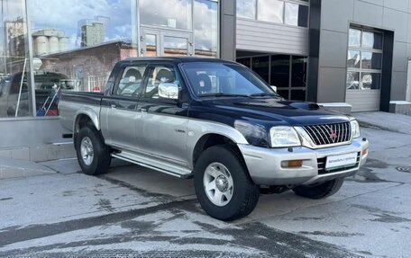 Mitsubishi L200 III рестайлинг, 2004 год, 920 000 рублей, 7 фотография