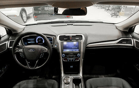 Ford Fusion (North America) II, 2019 год, 1 590 000 рублей, 18 фотография