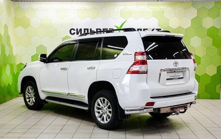 Toyota Land Cruiser Prado 150 рестайлинг 2, 2012 год, 3 049 000 рублей, 6 фотография