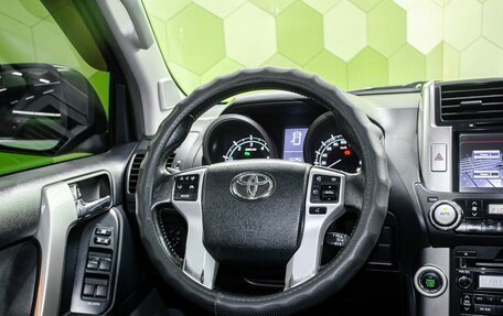 Toyota Land Cruiser Prado 150 рестайлинг 2, 2012 год, 3 049 000 рублей, 14 фотография
