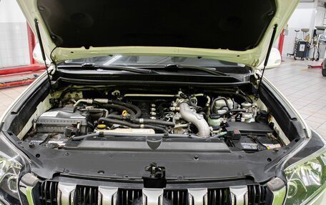 Toyota Land Cruiser Prado 150 рестайлинг 2, 2012 год, 3 049 000 рублей, 23 фотография