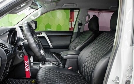 Toyota Land Cruiser Prado 150 рестайлинг 2, 2012 год, 3 049 000 рублей, 11 фотография