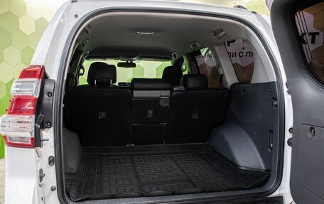 Toyota Land Cruiser Prado 150 рестайлинг 2, 2012 год, 3 049 000 рублей, 24 фотография
