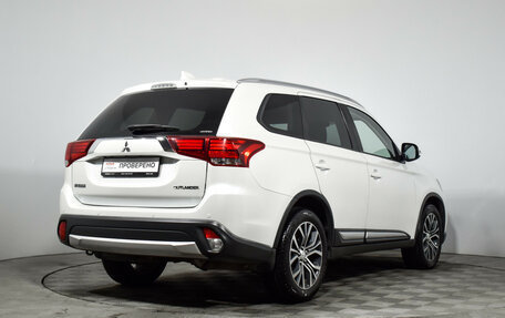 Mitsubishi Outlander III рестайлинг 3, 2018 год, 1 890 000 рублей, 5 фотография