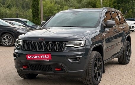 Jeep Grand Cherokee, 2018 год, 4 300 000 рублей, 2 фотография