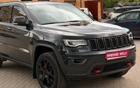 Jeep Grand Cherokee, 2018 год, 4 300 000 рублей, 3 фотография