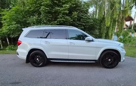 Mercedes-Benz GL-Класс, 2012 год, 1 900 000 рублей, 4 фотография