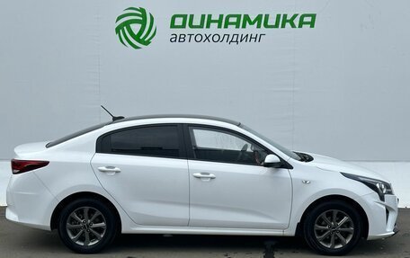 KIA Rio IV, 2021 год, 1 530 000 рублей, 4 фотография