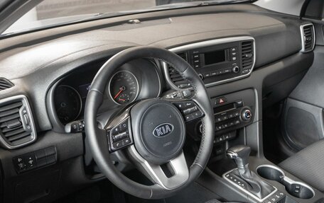KIA Sportage IV рестайлинг, 2020 год, 2 620 400 рублей, 5 фотография