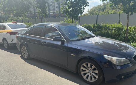 BMW 5 серия, 2004 год, 980 000 рублей, 2 фотография