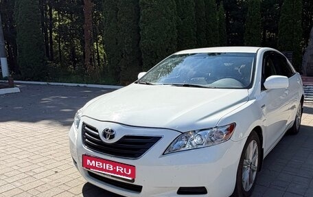 Toyota Camry, 2007 год, 859 000 рублей, 2 фотография