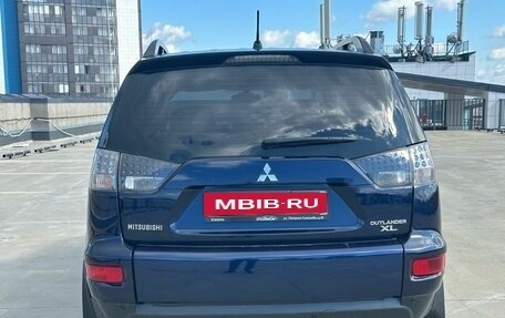Mitsubishi Outlander III рестайлинг 3, 2011 год, 1 390 000 рублей, 4 фотография