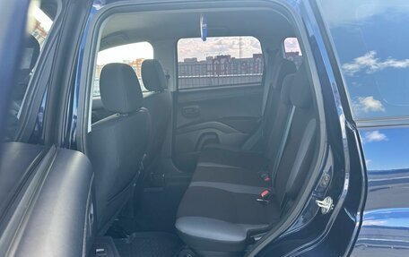 Mitsubishi Outlander III рестайлинг 3, 2011 год, 1 390 000 рублей, 18 фотография