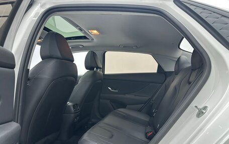 Hyundai Elantra, 2023 год, 1 671 000 рублей, 11 фотография