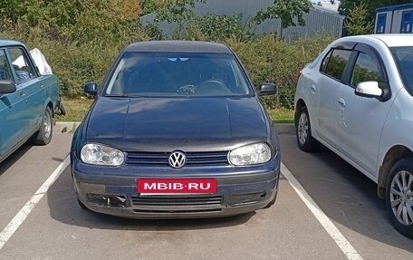 Volkswagen Golf IV, 2003 год, 185 000 рублей, 2 фотография
