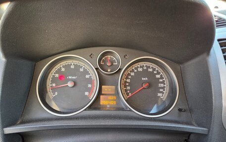 Opel Zafira B, 2006 год, 750 000 рублей, 25 фотография
