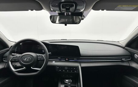 Hyundai Elantra, 2022 год, 1 766 000 рублей, 7 фотография