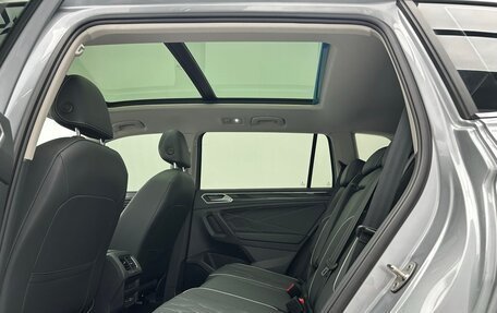 Volkswagen Tiguan II, 2022 год, 2 476 000 рублей, 11 фотография