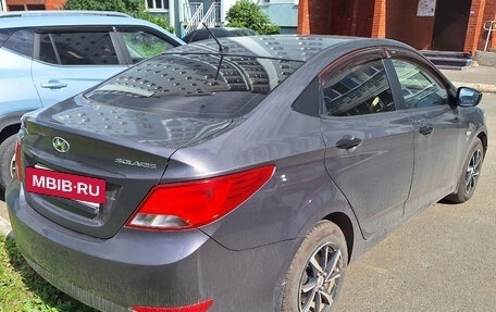 Hyundai Solaris II рестайлинг, 2015 год, 900 000 рублей, 2 фотография