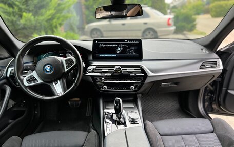 BMW 5 серия, 2021 год, 5 690 000 рублей, 11 фотография