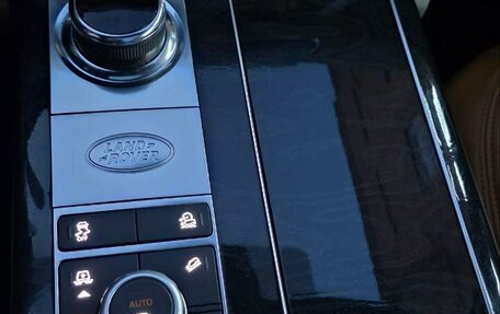 Land Rover Range Rover IV рестайлинг, 2018 год, 7 390 000 рублей, 9 фотография