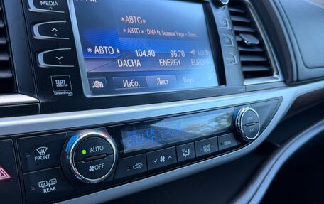 Toyota Highlander III, 2014 год, 2 385 000 рублей, 25 фотография