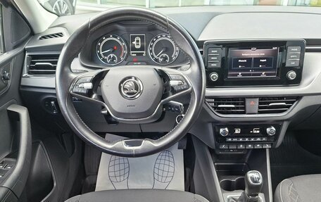 Skoda Rapid II, 2020 год, 1 349 000 рублей, 10 фотография